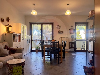 Foto Appartamento in Via Polzinetti, Lanciano di 72 m² con 4 locali