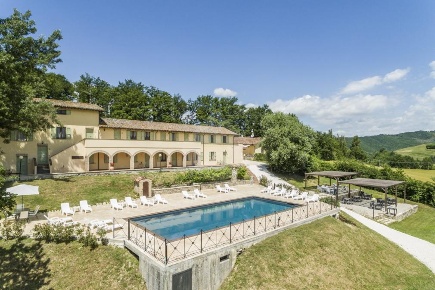 Foto Rustico in localitÃ  mocaiana, Gubbio di 1000 m² in vendita