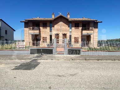 Foto Appartamento in Via Mestrallet 1, Assisi Palazzo, Petrignano di 107 m²