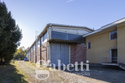 Foto Capannone industriale in Via Provinciale 166, Cumiana Centro