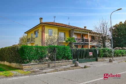 Foto Casa indipendente in Strada Cavour 4, Villafranca Piemonte Centro