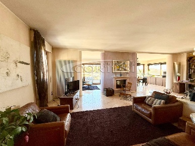 Foto Appartamento a Mondolfo di 155 m² con 4 locali in vendita