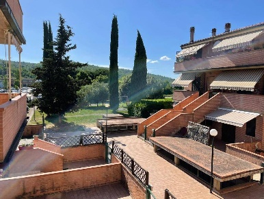 Foto Appartamento a Monteriggioni Badesse di 78 m² con 3 locali in vendita