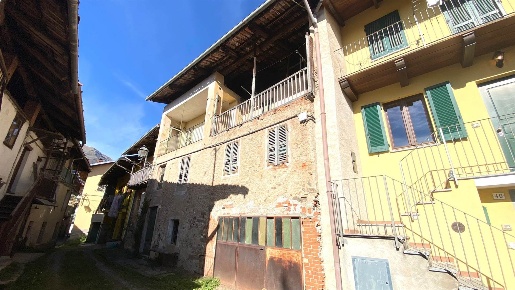 Foto Casa indipendente in Via Martiri della Libertà, Sordevolo di 200 m²
