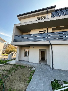 Foto Appartamento a Viadana Dosso del Corso - Chiesanuova di 125 m²