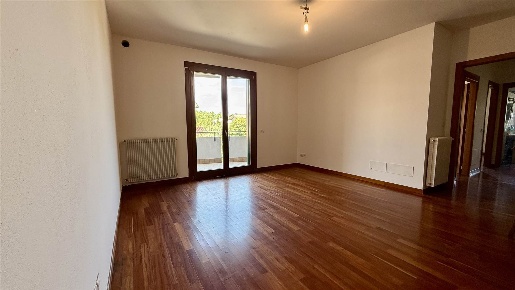 Foto Appartamento in Via pepe 11, Salzano Centro di 78 m² con 4 locali