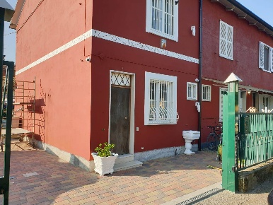 Foto Villa a schiera a Segrate Segrate Centro di 100 m² con 3 locali