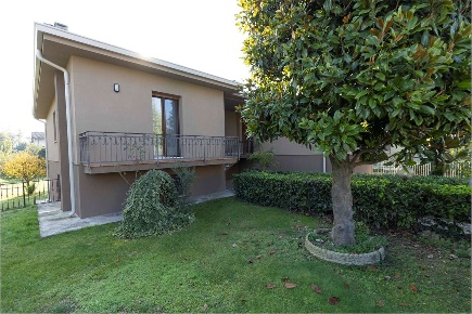 Foto Appartamento a Goito di 186 m² con 8 locali in vendita