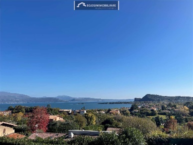 Foto Attività commerciale in Via S. Faustino, Manerba del Garda Solarolo