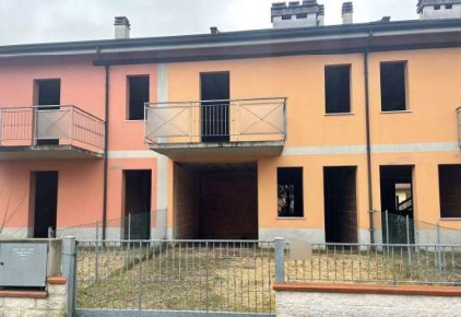 Foto Villa a schiera in Via XX Settembre, Bagnacavallo Glorie di 164 m²