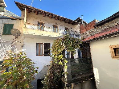 Foto Appartamento in Via Monte Grappa 30, Perosa Argentina di 180 m²