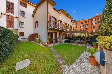 Foto Villa a schiera in Viale Luigi Borri, Varese Giubiano - San Carlo