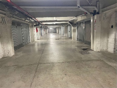 Foto Box a Roma di 19 m² con 1 locali in vendita