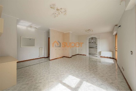 Foto Appartamento in Via Roma, Magione Centro di 119 m² con 3 locali