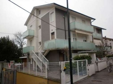 Foto Appartamento in Via R. Scacciani, Pesaro Pantano di 125 m² in vendita