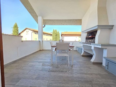 Foto Appartamento in Via salvo d'acquisto 10, Sirmione Centro di 89 m²