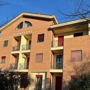 Foto Appartamento in Via Enrico Mattei, Urbino Canavaccio di 128 m²