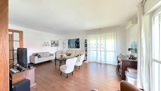 Foto Appartamento a Pisa Porta Nuova - Ingegneria di 160 m² con 6 locali