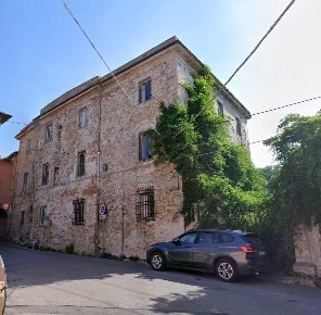 Foto Villa unifamiliare a Vicopisano Centro di 1014 m² con 20 locali