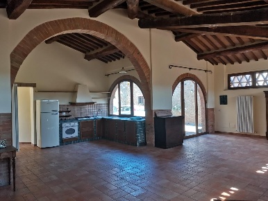 Foto Casale a Monteriggioni di 200 m² con 6 locali in vendita