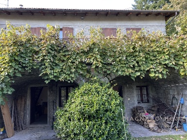 Foto Rustico in località Pollina, Pontremoli Pollina di 151 m² con 4 locali