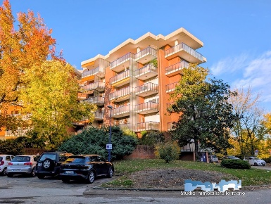 Foto Appartamento in Via Pavone, Banchette di 159 m² con 4 locali