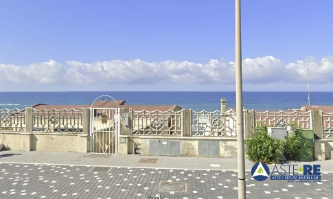 Foto Appartamento in Via Ardeatina, Anzio Anzio Colonia di 185 m²