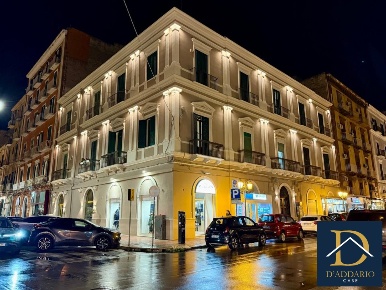 Foto Appartamento in Via Anfiteatro, Taranto Borgo di 100 m² con 3 locali