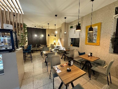 Foto Bar a Verona Stadio di 100 m² con 2 locali in vendita