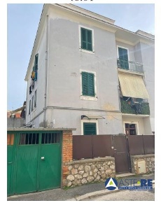 Foto Appartamento in VIA DEL PIEGARELLO, Terracina di 110 m² con 6 locali