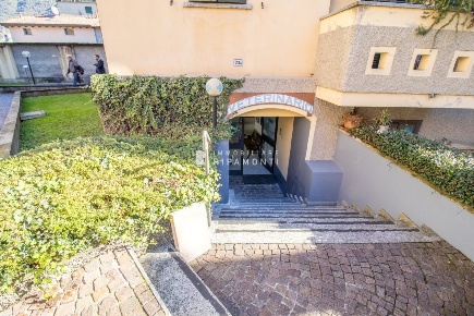 Foto Ufficio in Via Professor Mario Redaelli, Olginate di 100 m² in affitto