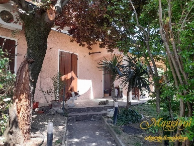 Foto Villa unifamiliare a Montechiarugolo Basilicanova di 210 m² in vendita