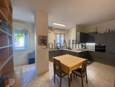 Foto Appartamento in Viale Vincenzo Busignani 10, Rimini Viserbella