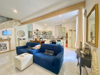 Foto Villa unifamiliare in Via Villata 7, Binasco di 143 m² con 3 locali