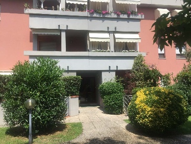 Foto Appartamento a Forte dei Marmi di 90 m² con 5 locali in affitto