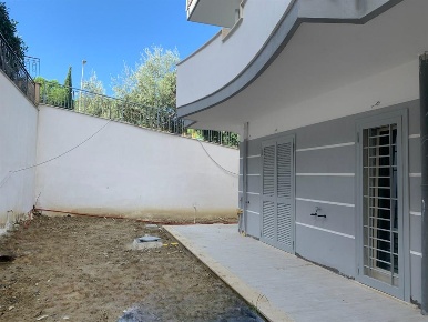 Foto Appartamento in Via dei Pini, Fonte Nuova Tor Lupara di 80 m²