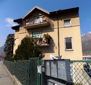 Foto Appartamento in via provinciale, Malgrate di 65 m² con 2 locali