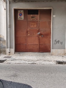 Foto Magazzino in VIA GIUSTI, Floridia di 322 m² in vendita