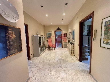 Foto Appartamento in Via Ruffilli, Benevento Mulini, Porta Rufina di 180 m²