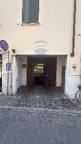 Foto Box in Via Giovanni Acerbi, Mantova Centro di 13 m² con 1 locali