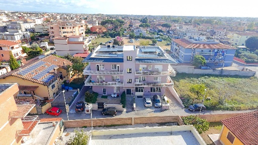 Foto Appartamento in Via Antonio Roveggio, Roma Dragona di 155 m²