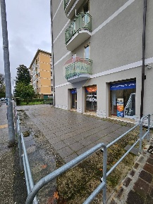 Foto Negozio a Mantova Valletta Valsecchi di 100 m² in affitto