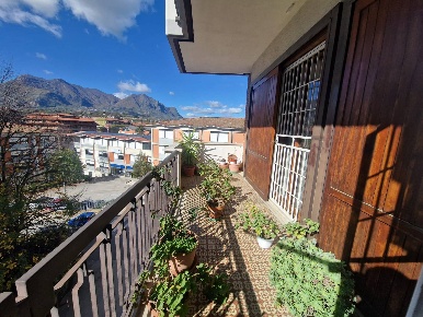 Foto Appartamento in via tuoro cappuccini, Avellino di 185 m² con 5 locali