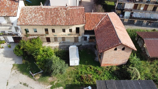 Foto Casa indipendente in via Caisotti, Santa Vittoria d'Alba Villa Borgo