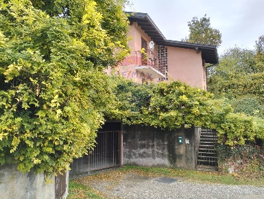 Foto Casa indipendente in VIA ETTORE PONTI, Varese Lissago - Calcinate