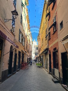 Foto Attività commerciale a Lavagna Centro di 70 m² con 2 locali in vendita