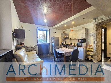 Foto Appartamento in Via Roma, Valmorea di 80 m² con 3 locali in vendita