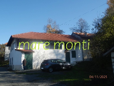 Foto Villa a schiera in località veracurta, Giusvalla di 227 m² in vendita