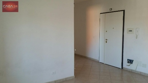 Foto Appartamento in Via Villafranca, Latina Nicolosi di 90 m² con 4 locali