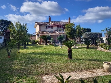 Foto Casa indipendente in Via Luigi Boccherini 15, Anzio Lido dei Pini